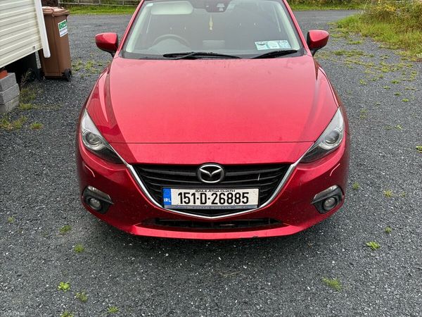 Mazda Mazda3 Saloon, Diesel, 2015, Red