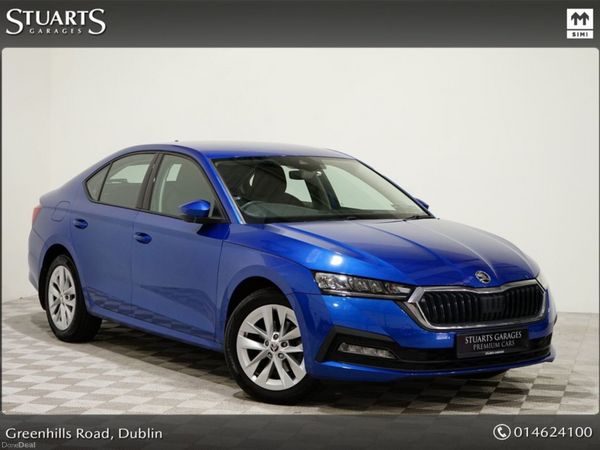 Skoda Octavia Saloon, Petrol, 2023, Blue