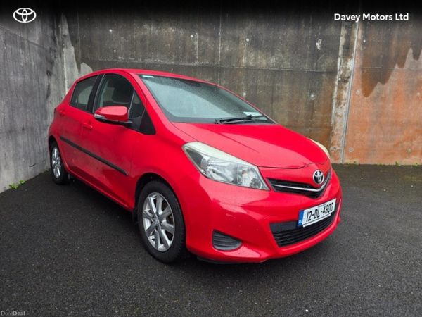 Toyota Yaris Hatchback, Diesel, 2012, Red