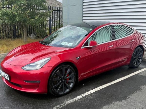 Tesla Model 3 Saloon, Electric, 2020, Red