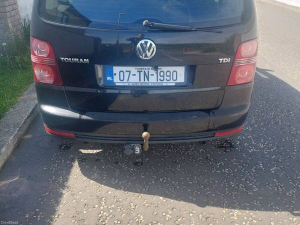 Volkswagen Touran MPV, Diesel, 2007, Black