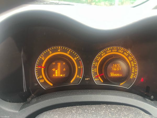 Toyota Auris Hatchback, Petrol, 2007, Silver