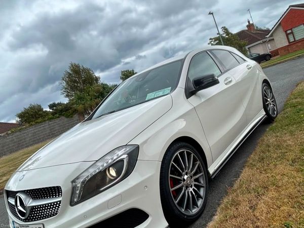 Mercedes-Benz A-Class Hatchback, Petrol, 2014, White