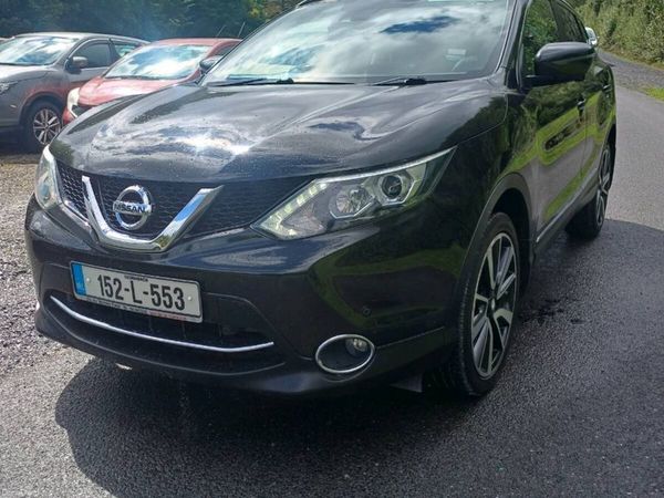 Nissan Qashqai Hatchback, Diesel, 2015, Black