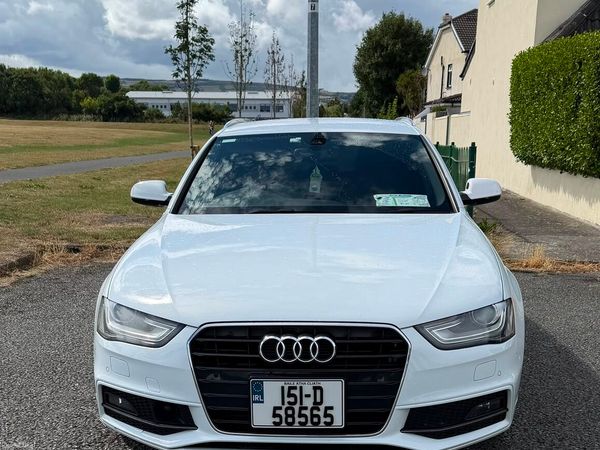 Audi A4 Estate, Petrol, 2015, White