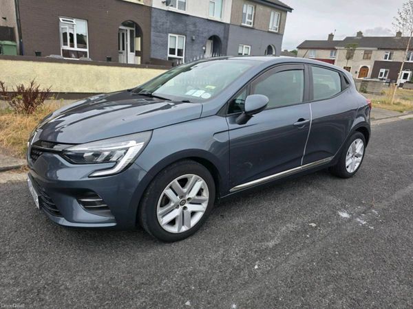 Renault Clio Hatchback, Petrol, 2021, Grey