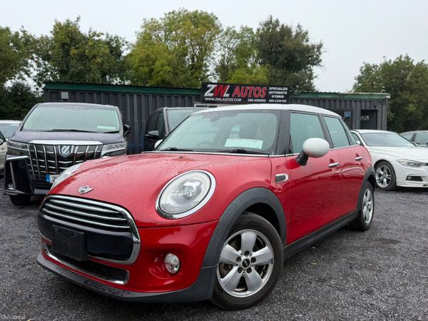 Mini Cooper Hatchback, Petrol, 2017, Red