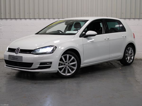 Volkswagen Golf Hatchback, Petrol, 2017, White