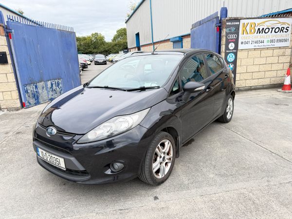 Ford Fiesta Hatchback, Petrol, 2010, Black