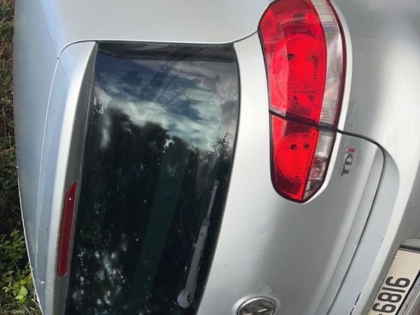 Volkswagen Golf Hatchback, Diesel, 2011, Silver