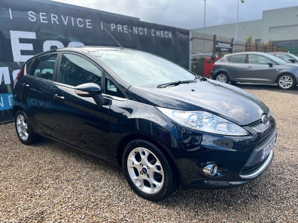 Ford Fiesta Hatchback, Petrol, 2012, Black