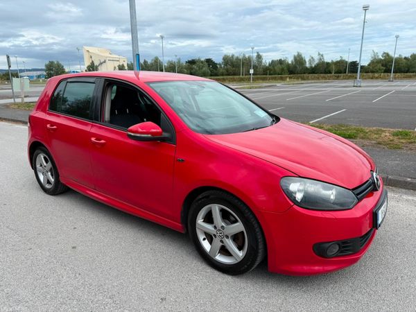 Volkswagen Golf Hatchback, Diesel, 2011, Red
