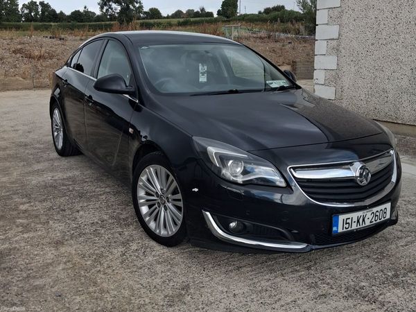 Vauxhall Insignia Hatchback, Diesel, 2015, Black