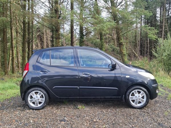 Hyundai i10 Hatchback, Petrol, 2010, Black