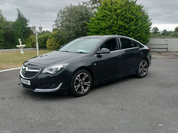 Opel Insignia Hatchback, Diesel, 2016, Black