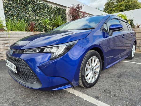 Toyota Corolla Estate, Petrol Hybrid, 2021, Blue