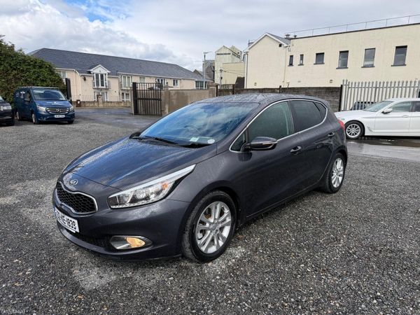 Kia Ceed Hatchback, Diesel, 2013, Silver