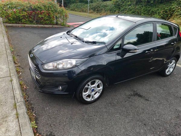 Ford Fiesta Hatchback, Petrol, 2013, Black