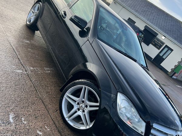 Mercedes-Benz C-Class Saloon, Diesel, 2012, Black
