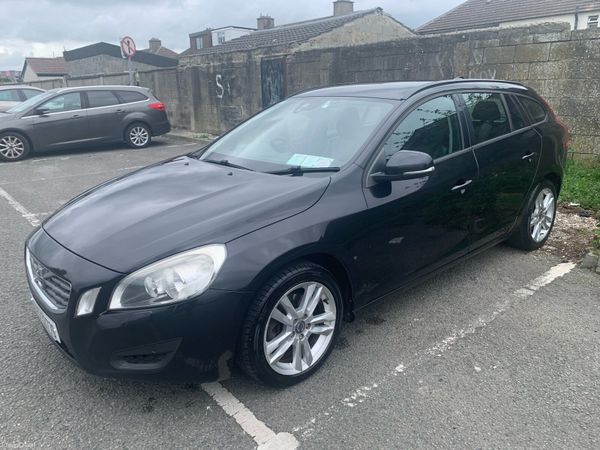 Volvo V60 Estate, Diesel, 2013, Black