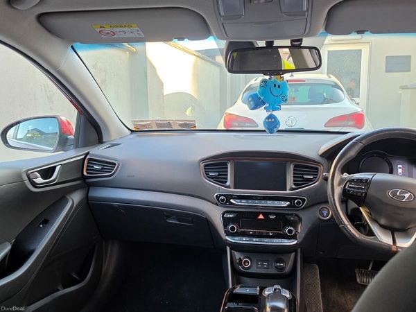 Hyundai IONIQ Hatchback, Electric, 2019, Orange