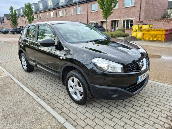 Nissan Qashqai Hatchback, Petrol, 2013, Black