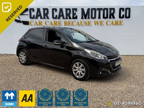 Peugeot 208 Hatchback, Petrol, 2017, Black