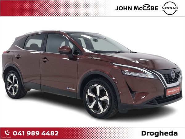 Nissan Qashqai MPV, Petrol, 2024, Red