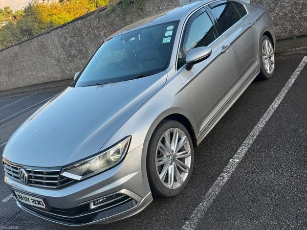 Volkswagen Passat Saloon, Diesel, 2016, Silver