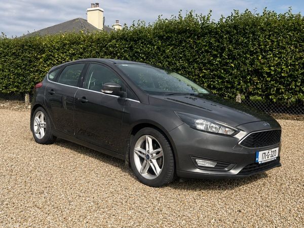 Ford Focus Hatchback, Petrol, 2017, Grey