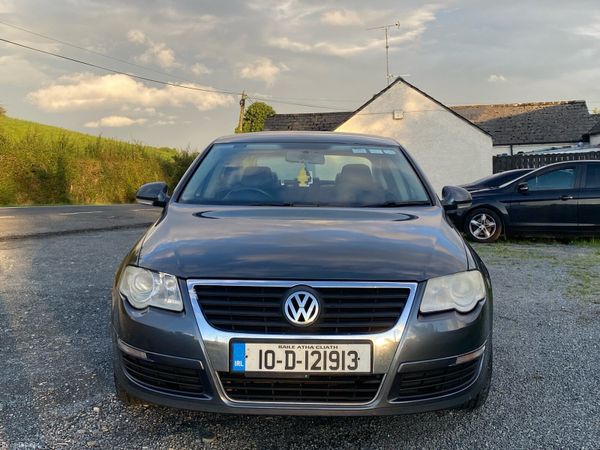 Volkswagen Passat Saloon, Diesel, 2010, Grey