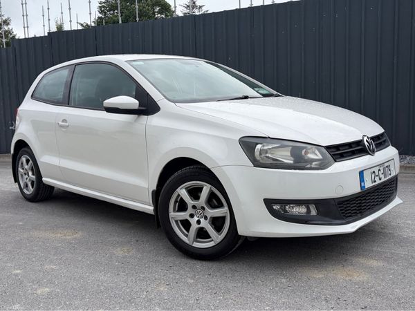 Volkswagen Polo Hatchback, Petrol, 2012, White