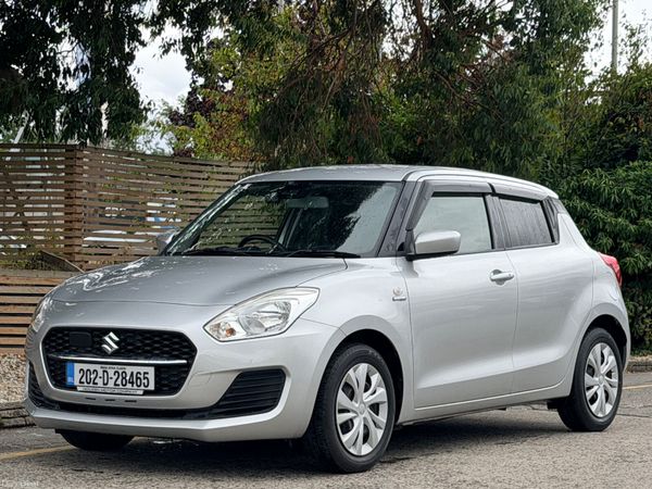 Suzuki Swift Hatchback, Petrol, 2020, Silver