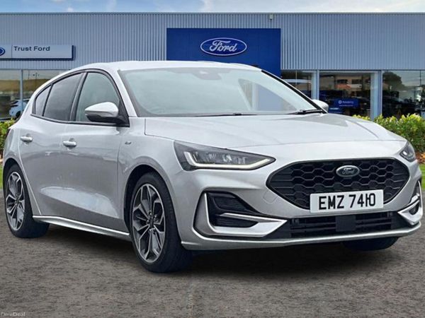 Ford Focus Hatchback, Petrol Hybrid, 2024, Silver