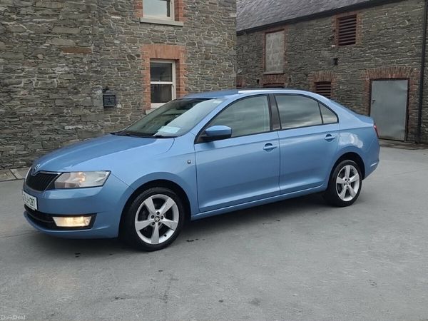 Skoda Rapid Saloon, Petrol, 2013, Blue