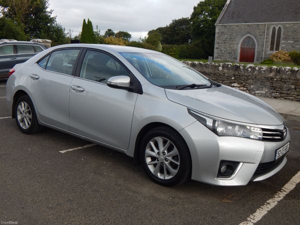 Toyota Corolla Saloon, Diesel, 2015, Silver