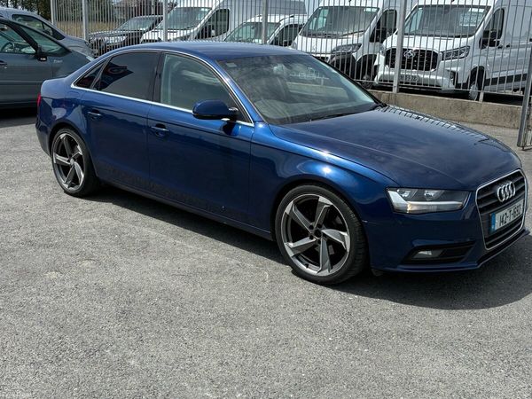 Audi A4 Saloon, Diesel, 2014, Blue