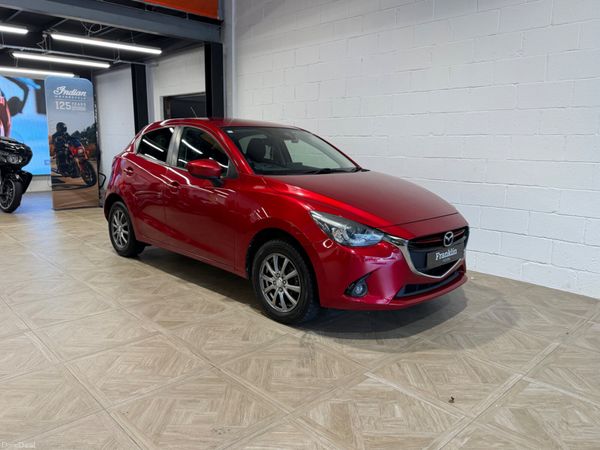 Mazda Demio MPV, Diesel, 2015, Red