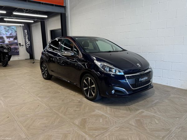 Peugeot 208 Hatchback, Petrol, 2018, Blue