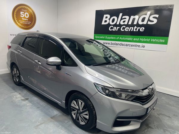 Honda Shuttle MPV, Petrol Hybrid, 2017, Silver
