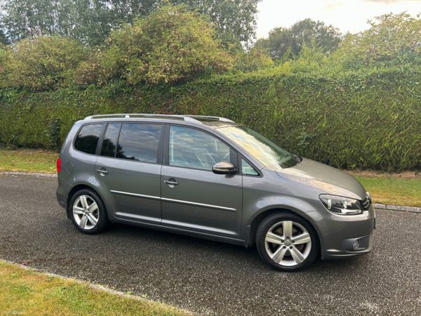 Volkswagen Touran MPV, Diesel, 2015, Grey