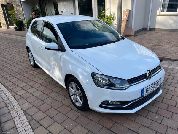 Volkswagen Polo Hatchback, Petrol, 2016, White