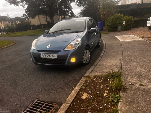 Renault Clio Hatchback, Ethanol Petrol, 2011, Blue