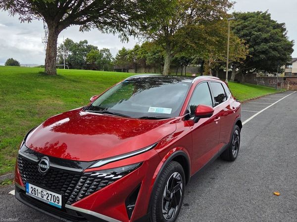 Nissan Qashqai MPV, Petrol Hybrid, 2026, Red