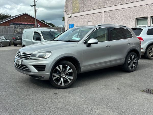Volkswagen Touareg SUV, Diesel, 2016, Silver