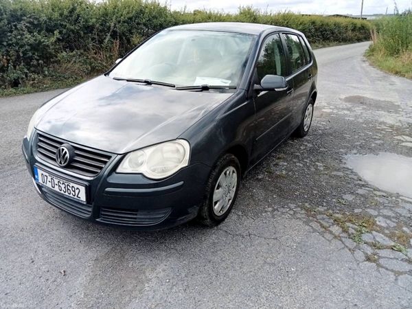 Volkswagen Polo Hatchback, Petrol, 2007, Grey