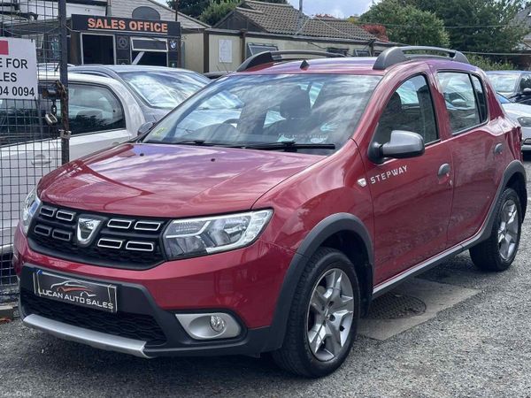 Dacia Sandero Stepway Hatchback, Diesel, 2017, Red
