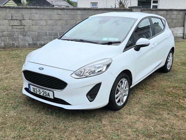 Ford Fiesta Hatchback, Petrol, 2018, White