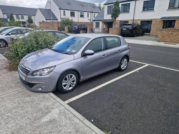 Peugeot 308 Hatchback, Diesel, 2014, Grey