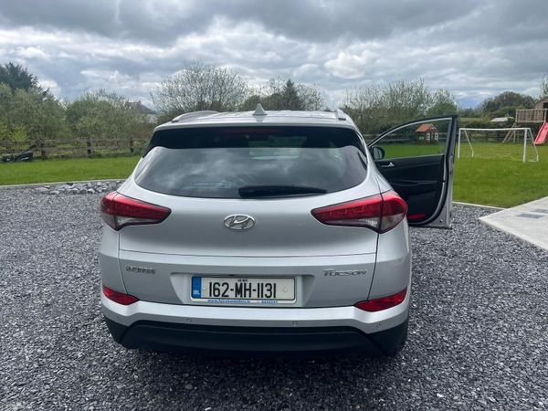 Hyundai Tucson SUV, Diesel, 2016, Silver